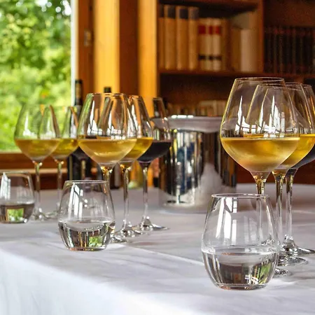 Thorbjornrud Отель Евнакер